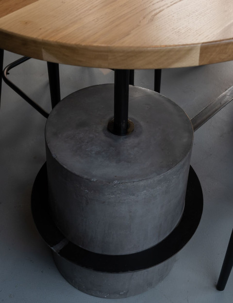 Dark wall and ember-inspired material detail inside Hookah Restaurant